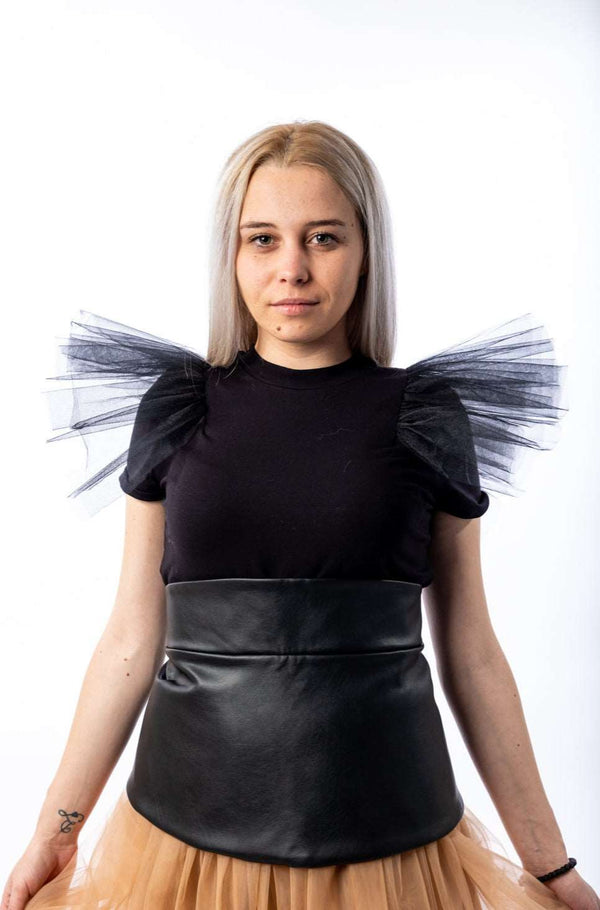 Woman t-shirt with tulle sleeve - julietahillstore